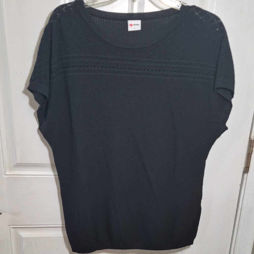 Chic Black Short Sleeve Knit Top